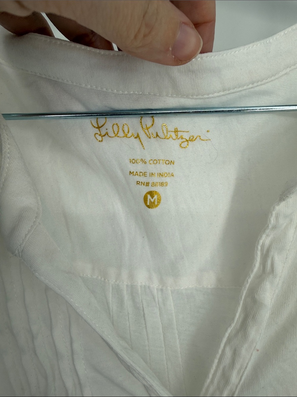 Lilly Pulitzer Sleeveless White Pintuck Button Tunic Top size M 100% cotton - Picture 3 of 10